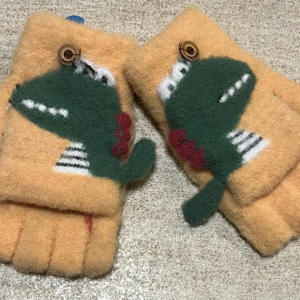 Cute Dinosaur Fingerless Gloves for toddler